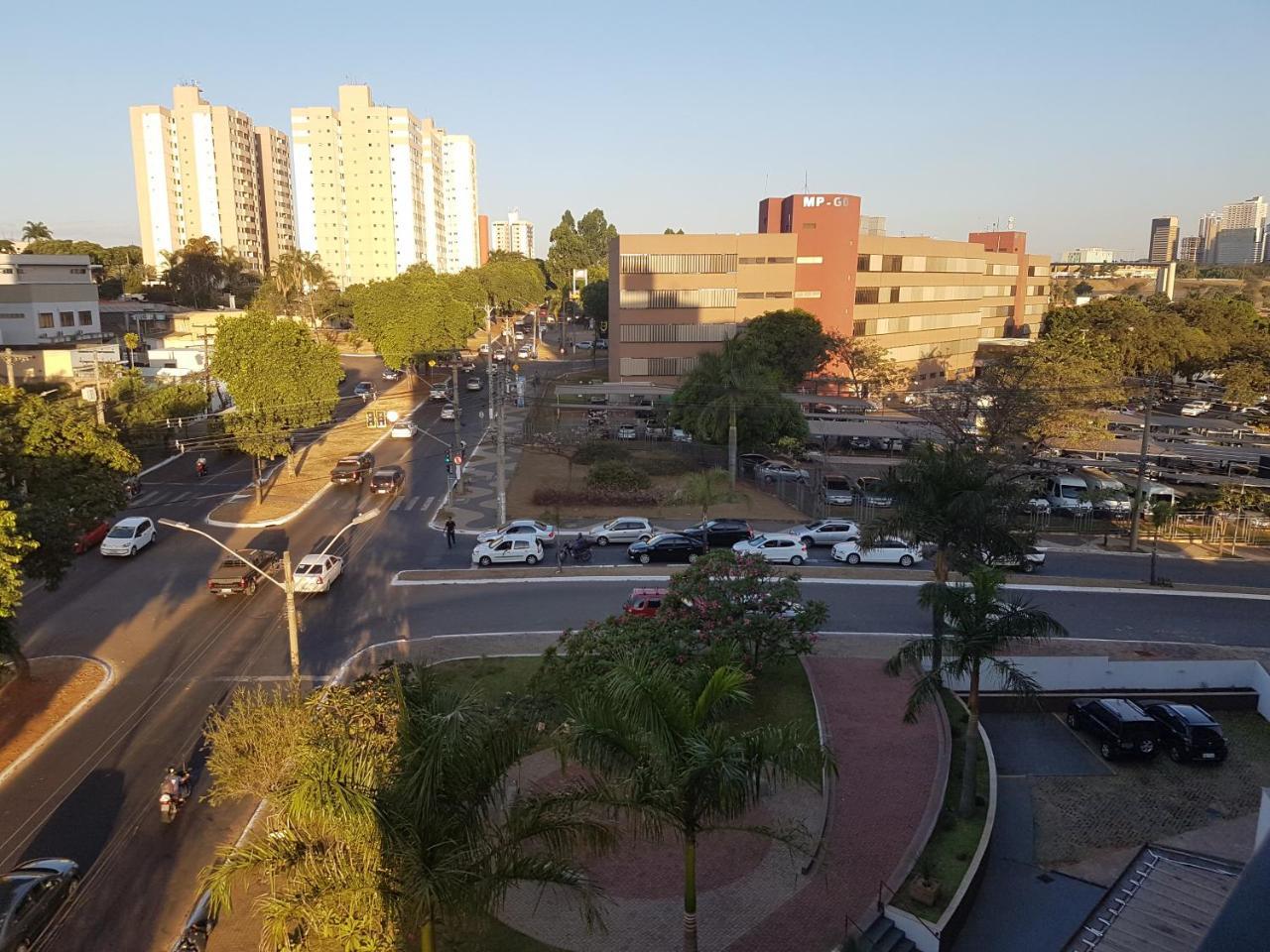 Charmoso Studio/Flat Mobiliado Para Temporada Goiania Bagian luar foto