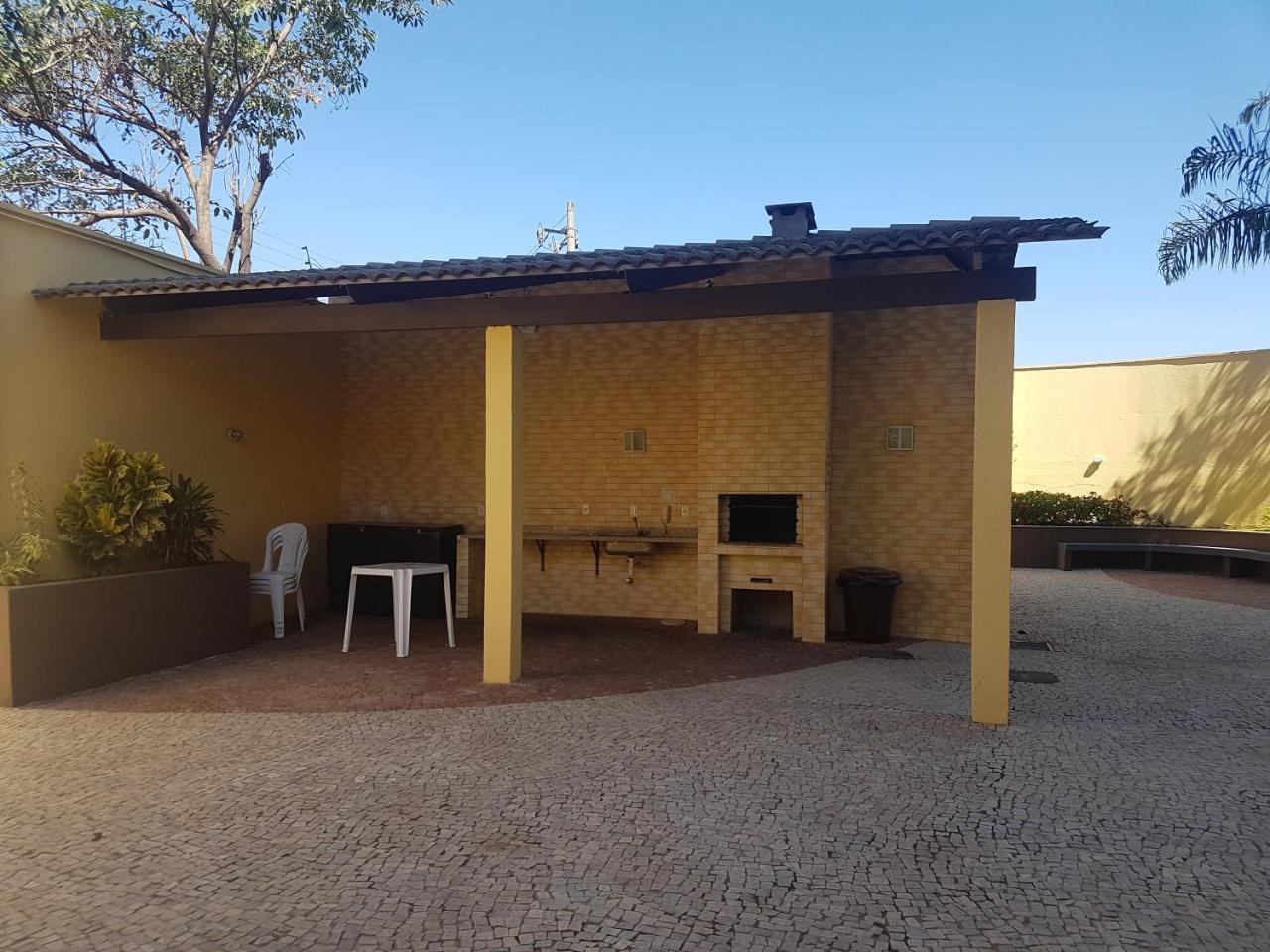Charmoso Studio/Flat Mobiliado Para Temporada Goiania Bagian luar foto